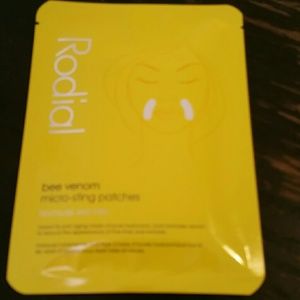 Rodial bee venom micro sting patches
